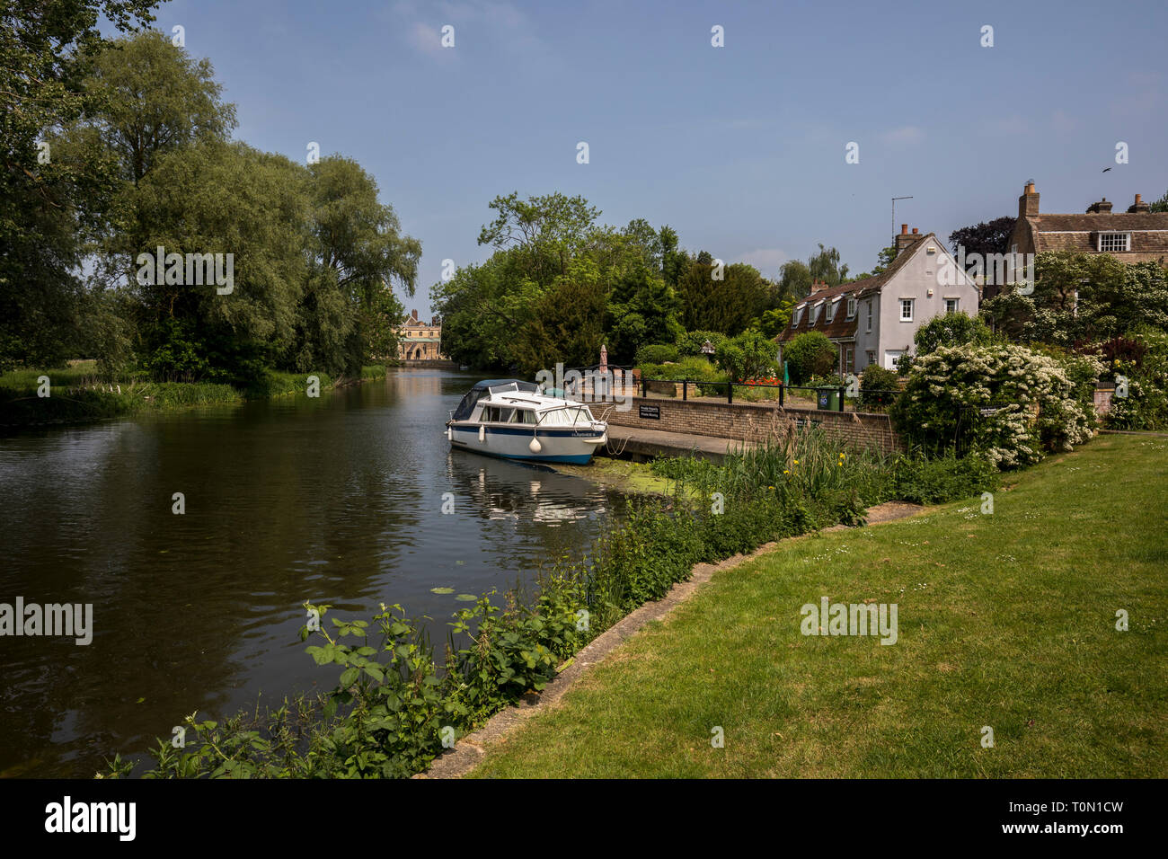 Hemingford grey hires stock photography and images Alamy