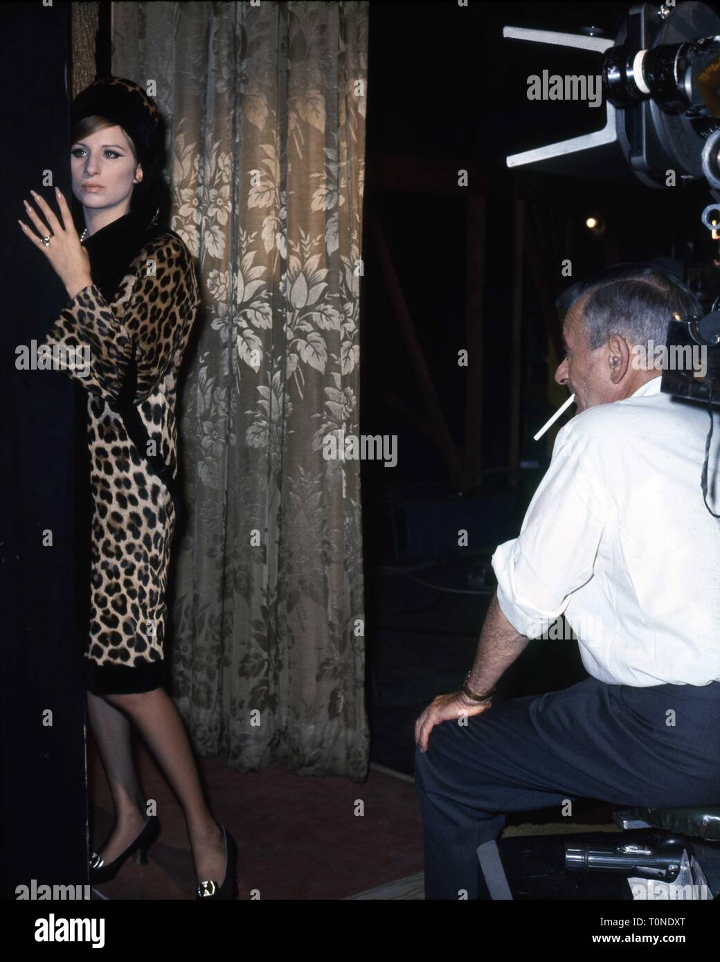 BARBRA STREISAND as Fanny Brice on set filming with William Wyler FUNNY GIRL 1968 director William Wyler producer Ray Stark  Rastar Productions / Columbia Pictures Corporation Stock Photo