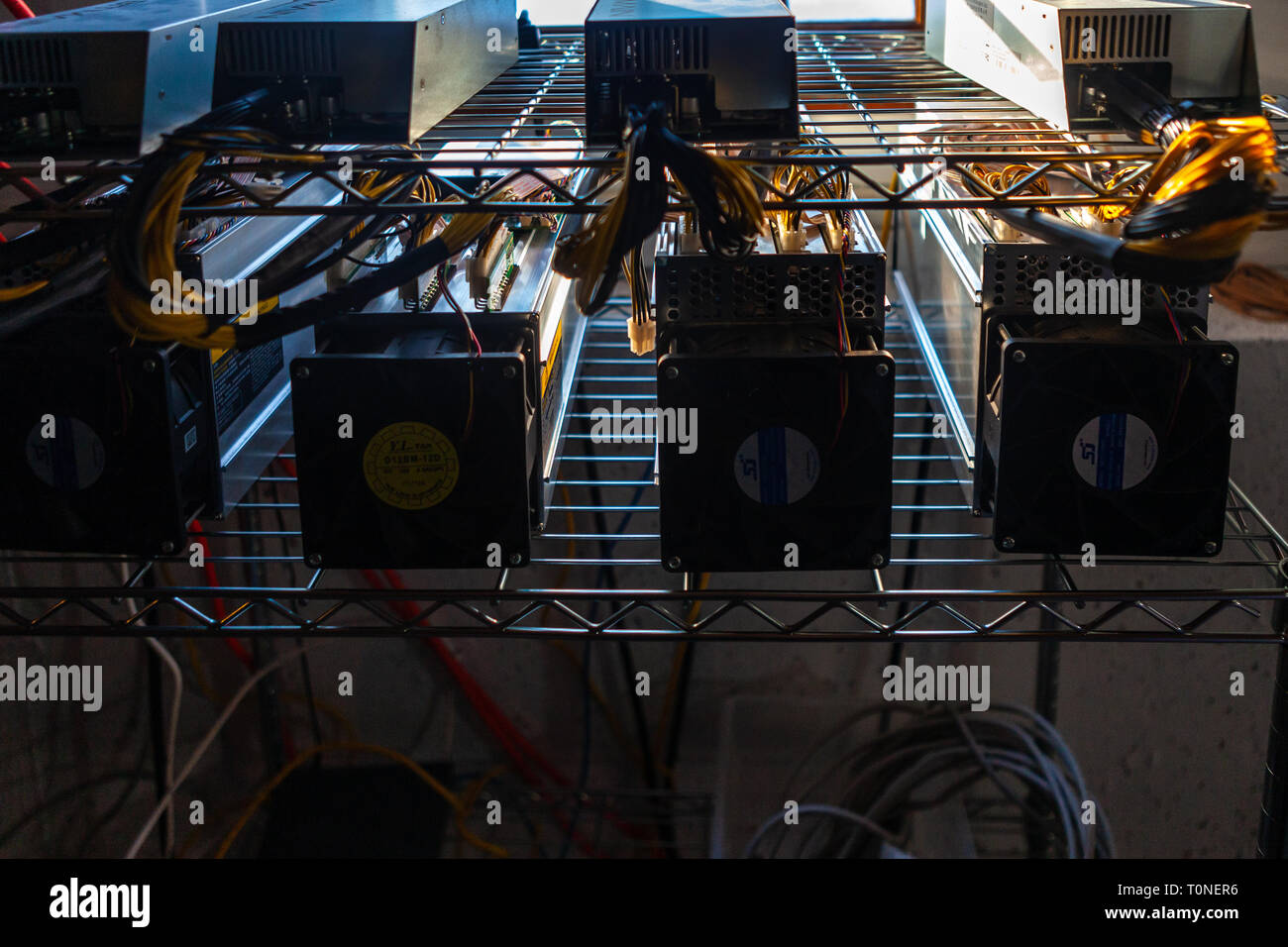 Cryptocurrency coding hi-res stock photography and images - Alamy