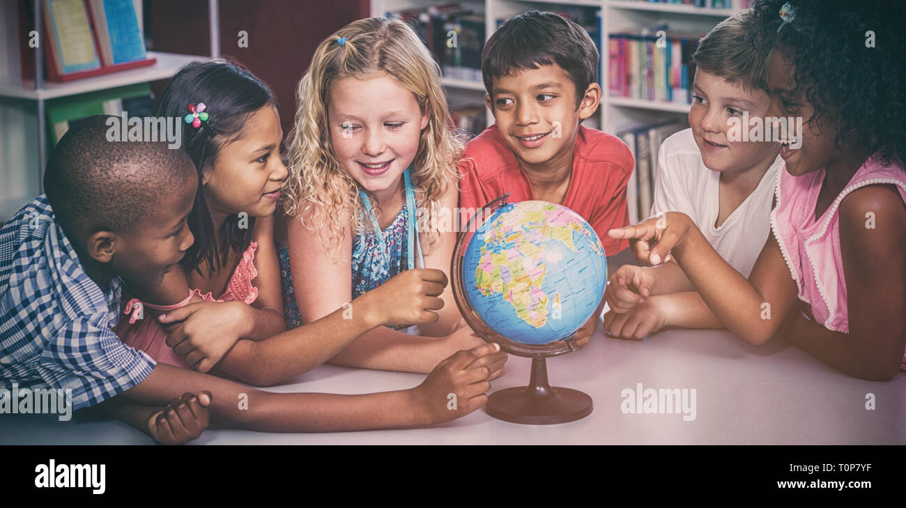 Children studying map hi-res stock photography and images - Alamy