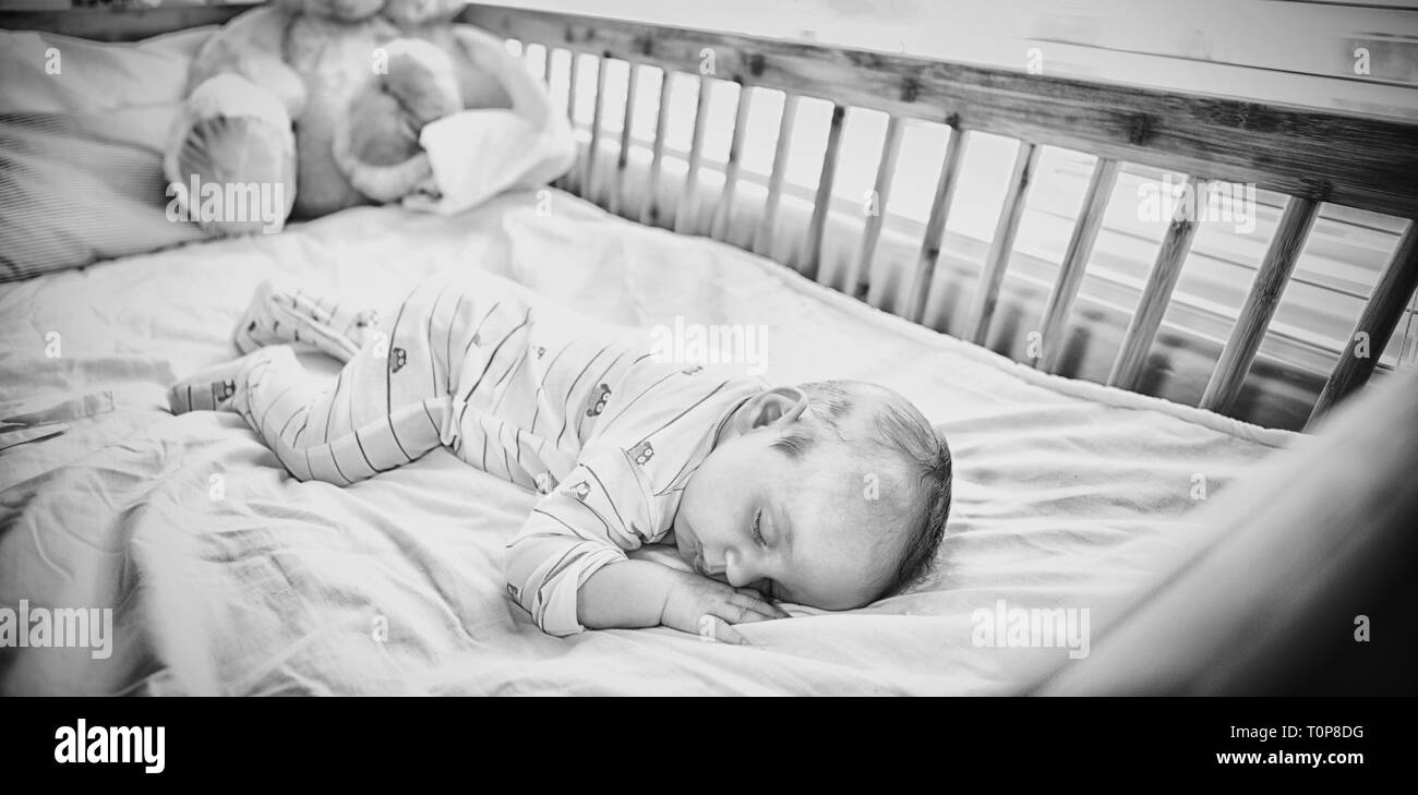 Cradle baby to sleep cheap
