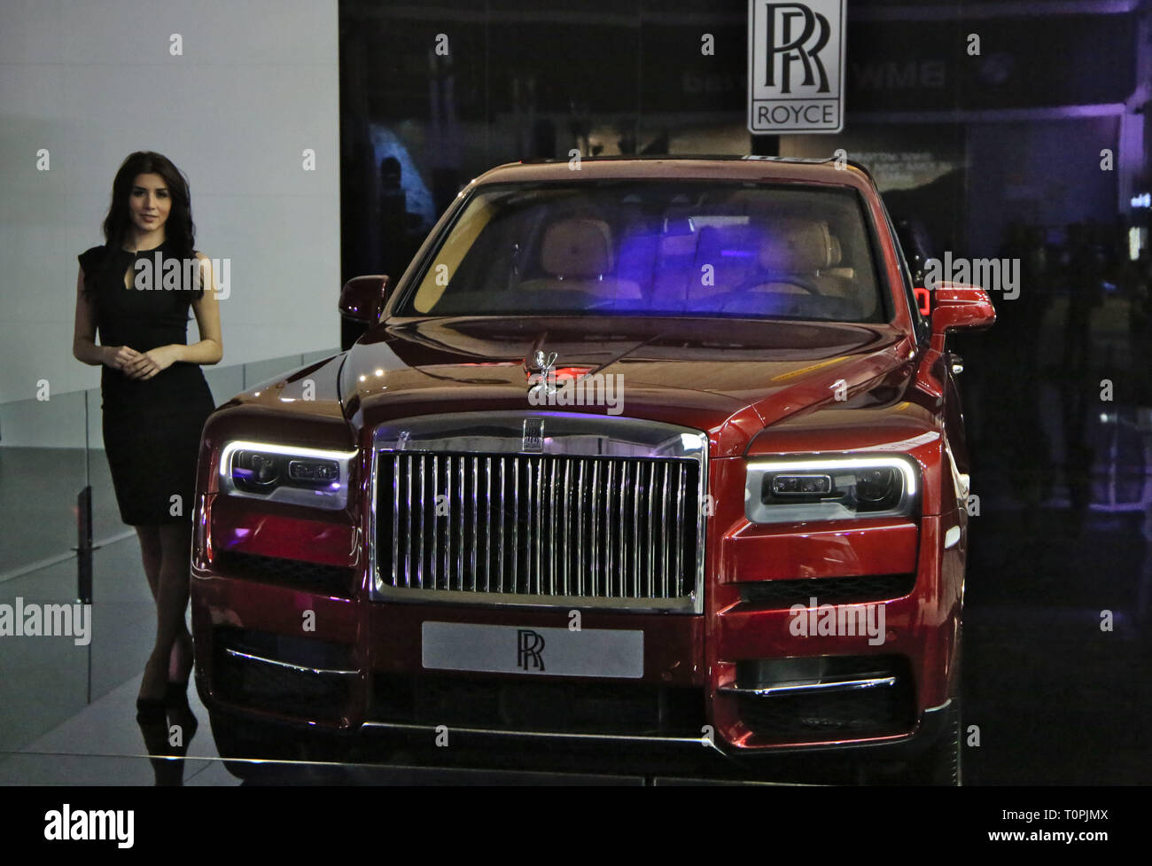 Affordable RollsRoyce powers record sales figures  CNN Business