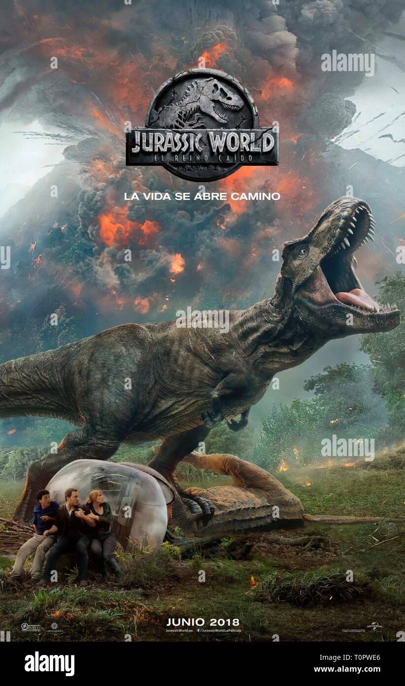 CHRIS PRATT , BRYCE DALLAS HOWARD and JUSTICE SMITH in JURASSIC WORLD: FALLEN KINDOM (2018) -Original title: JURASSIC WORLD: FALLEN KINGDOM-. Credit: Amblin ent/Apaches Ent/Legendary Ent/Universal Pictures / Album Stock Photo