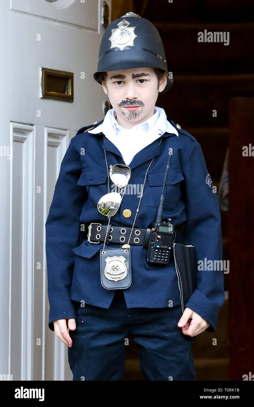 Police Officer Men's Costume for Halloween & Carnival