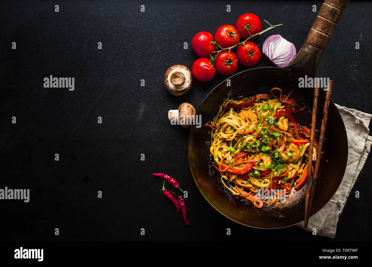 Stir fry noodles Stock Photo - Alamy