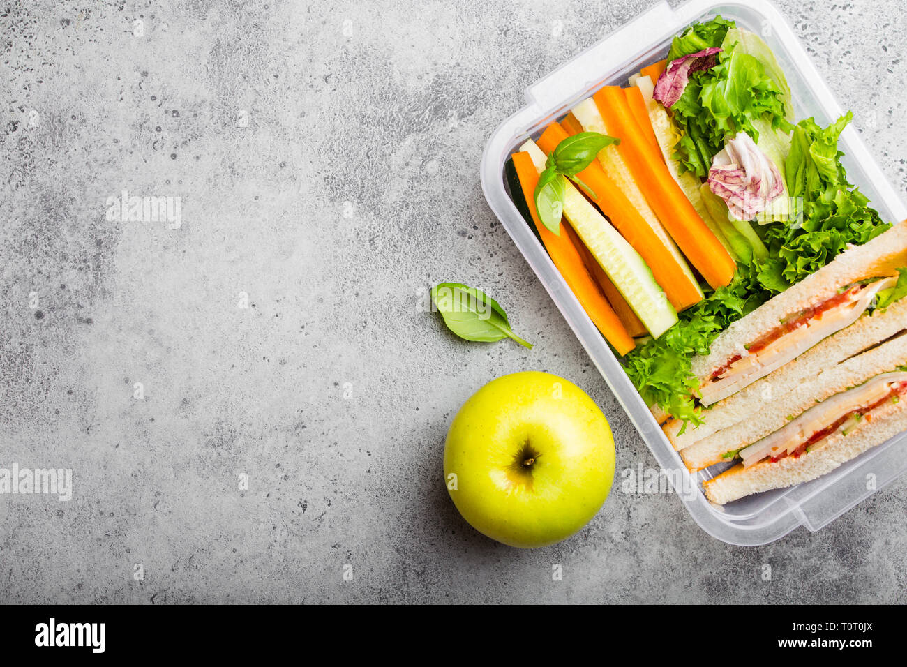 Lunch box with healthy food Stock Photo - Alamy