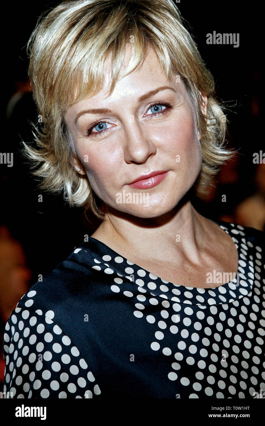 Amy Carlson Stock Photos Amy Carlson Stock Images Alamy