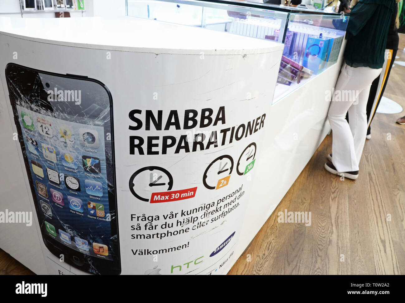Mobile Phone Repair Shop Stock Photos Mobile Phone Repair Shop