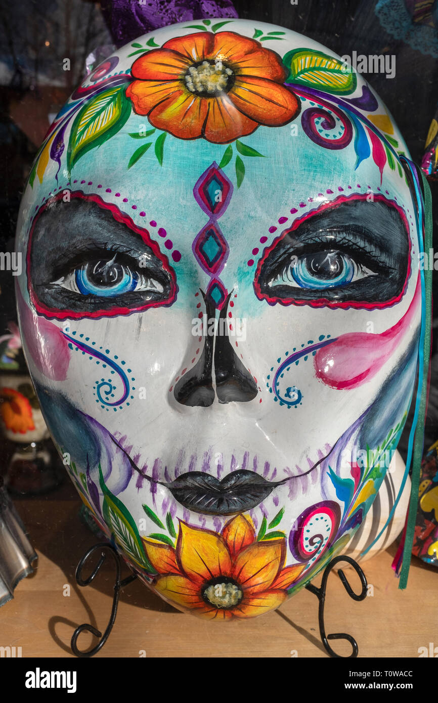 Download Mexican Mask High Resolution Stock Photography And Images Alamy PSD Mockup Templates