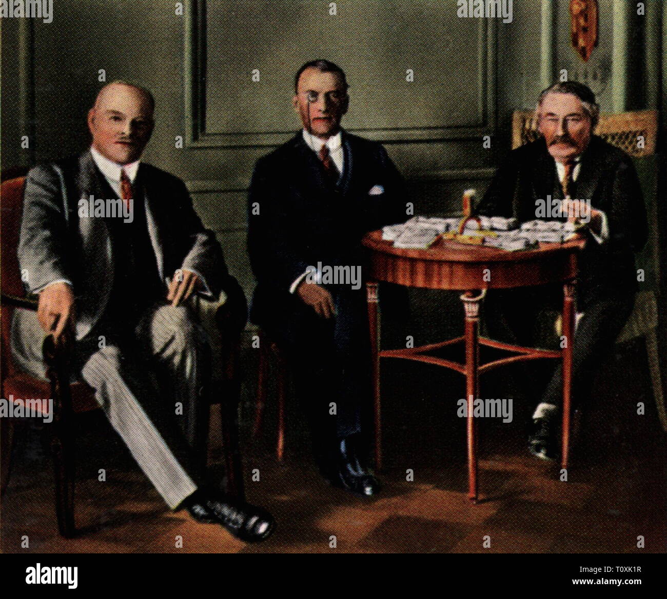 politics, conferences, Conference of Locarno, 5.10. - 16.10.1925, from left: German foreign minister Gustav Stresemann, British foreign minister Joseph Austen Chamberlain, French foreign minister Aristide Briand, coloured photograph, cigarette card, series 'Die Nachkriegszeit', 1935, treaty, treaties, politician, politicians, foreign policy, external policy, meet, meeting, France, Third Republic, Great Britain, United Kingdom, Germany, German Reich, Weimar Republic, Switzerland, Canton of Ticino, people, 1920s, 20th century, politics, policy, con, Additional-Rights-Clearance-Info-Not-Available Stock Photo