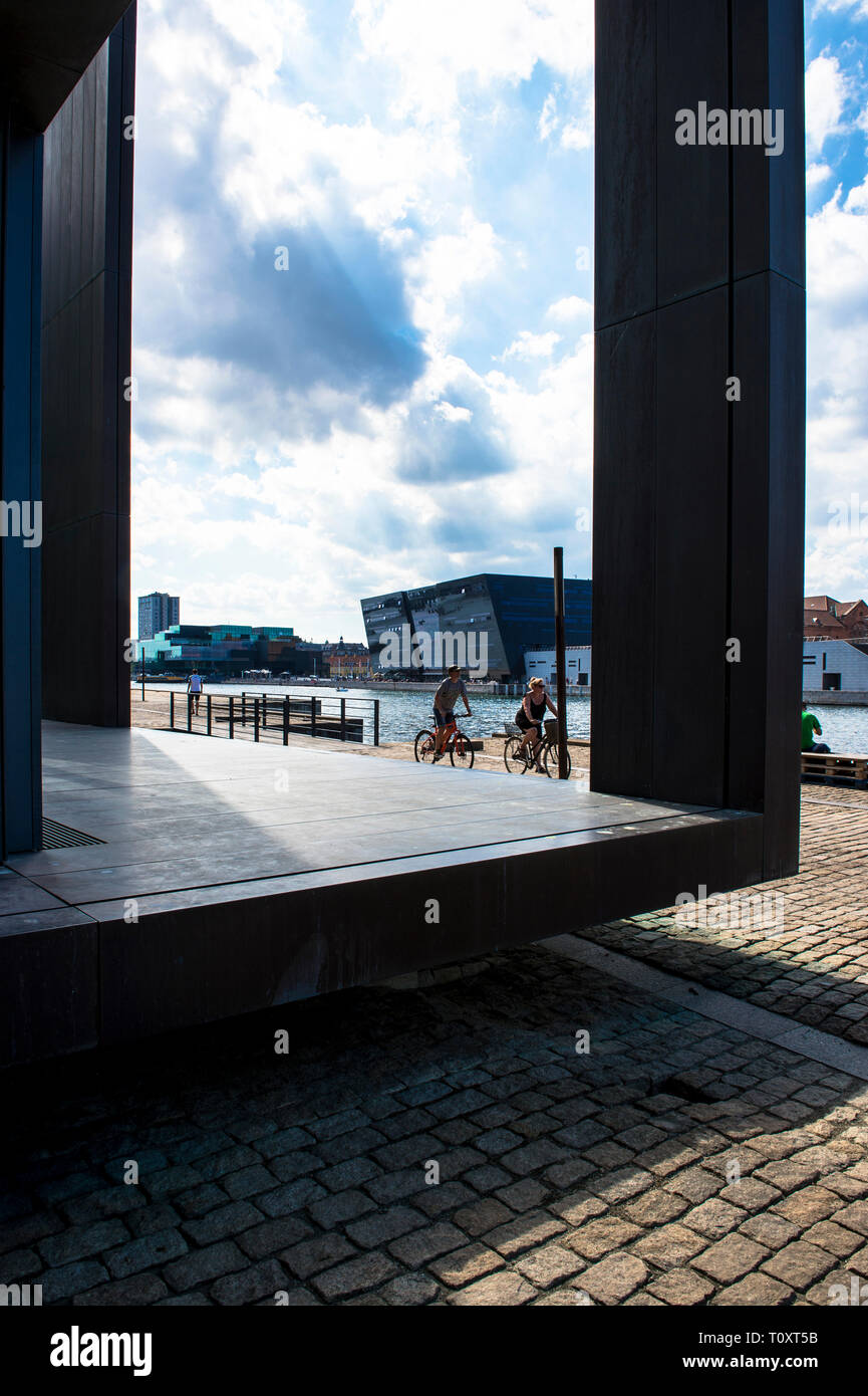 Denmark, Copenaghen, detail of Nordea Bank Headquarters office buildings and Black Diamond building Stock Photo