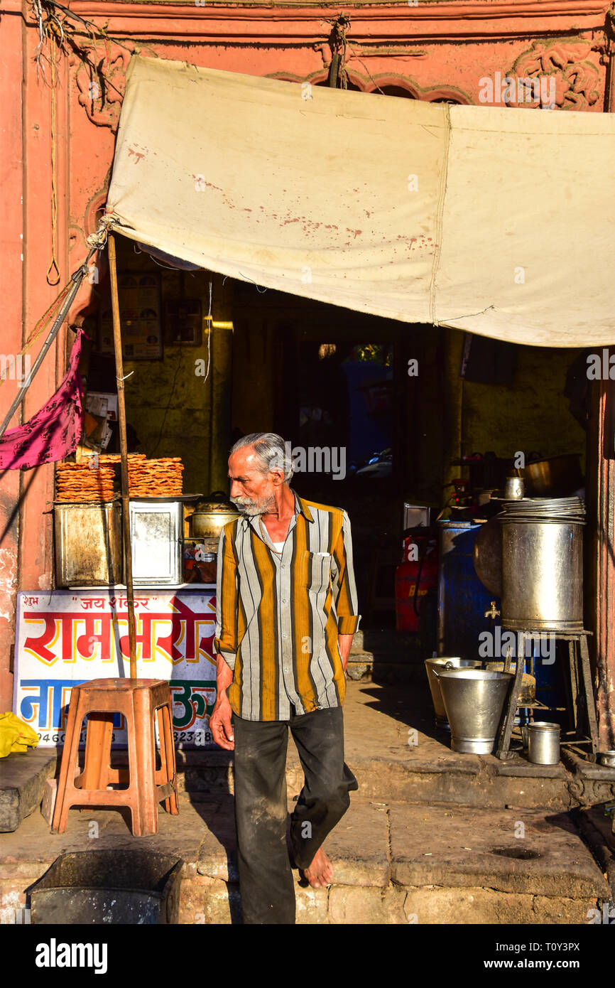 Indian Street Food, Sardar Market, Jodhpur, Rajasthan, India Stock Photo