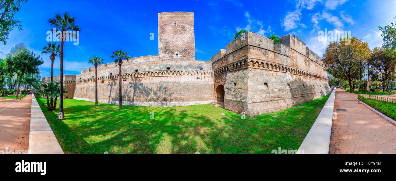 Bari, Italy, Puglia: Swabian castle or Castello Svevo, a medieval landmark of Apulia. Stock Photo