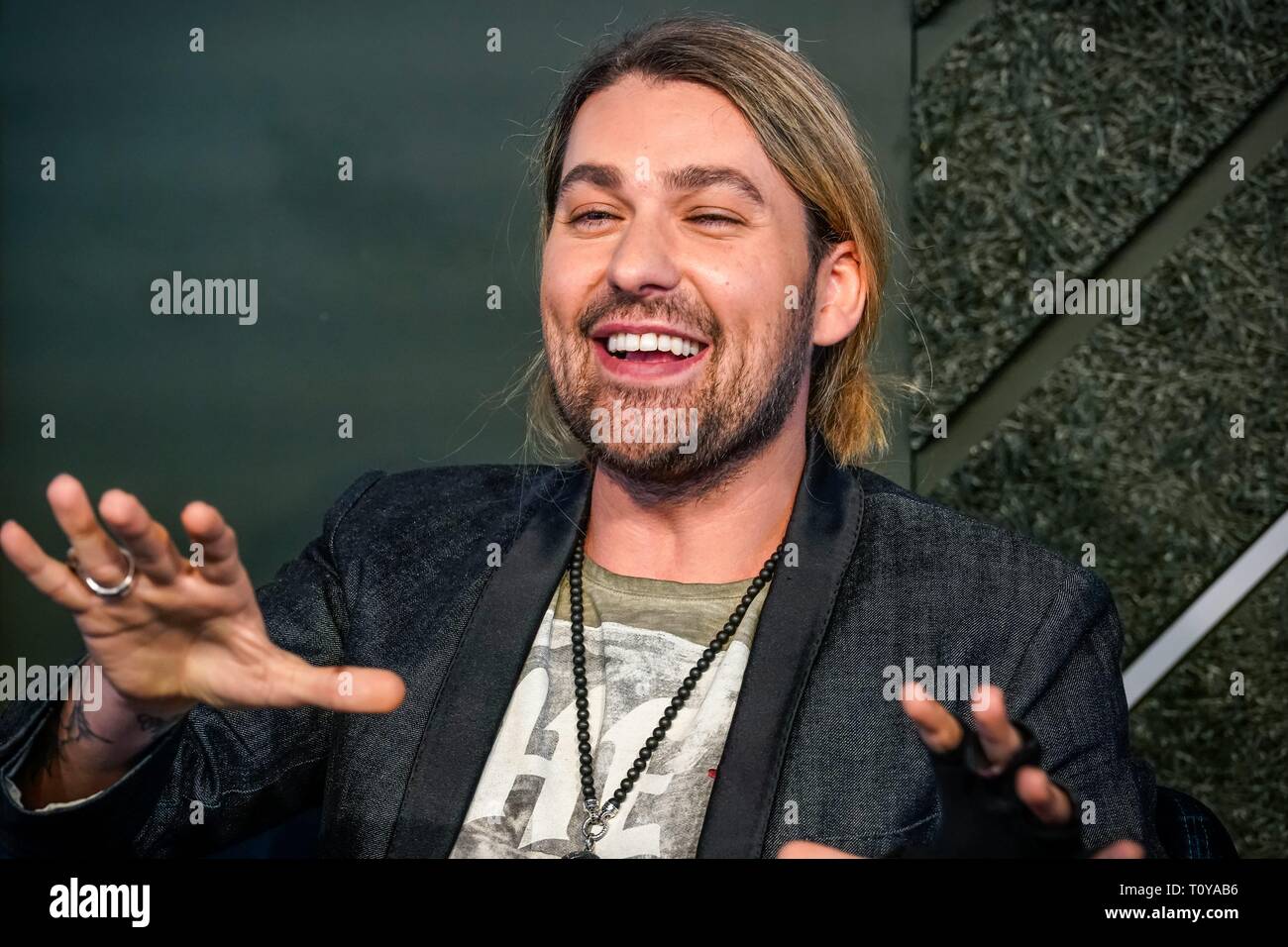 Berlin, Deutschland. 21st Mar, 2019. 21.03.2019, star violinist David Garrett presents his new crossover tour UNLIMITED - GREATEST HITS at the 260-degree bar in Berlin, with which he will perform in the capital. Portrait of the musician. | usage worldwide Credit: dpa/Alamy Live News Stock Photo
