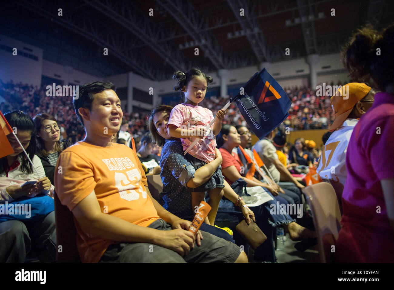 Bangkok, Thailand. 22nd Mar, 2019. Future Forward Party supporters seen ...