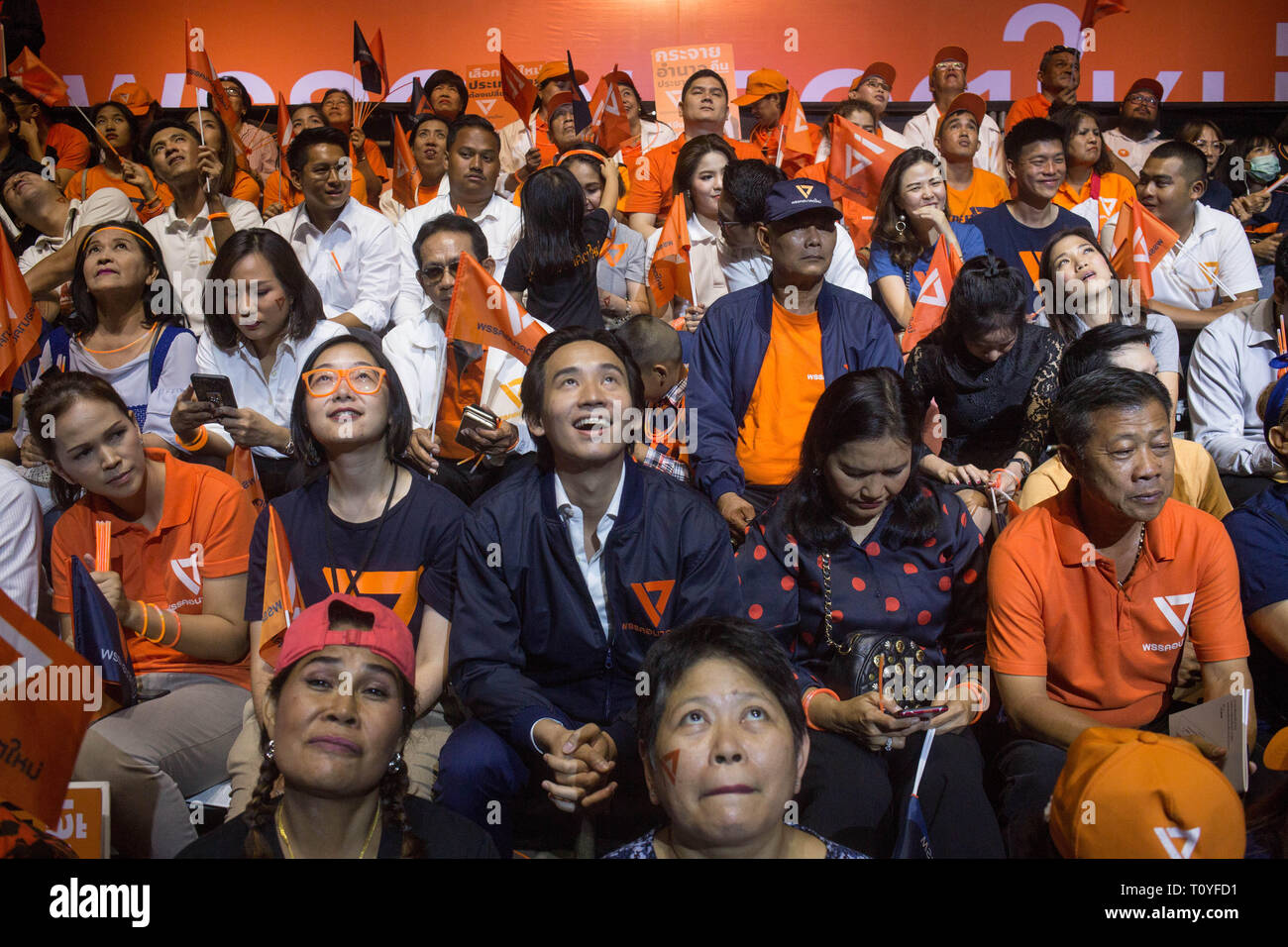 Bangkok, Thailand. 22nd Mar, 2019. Future Forward Party supporters seen ...