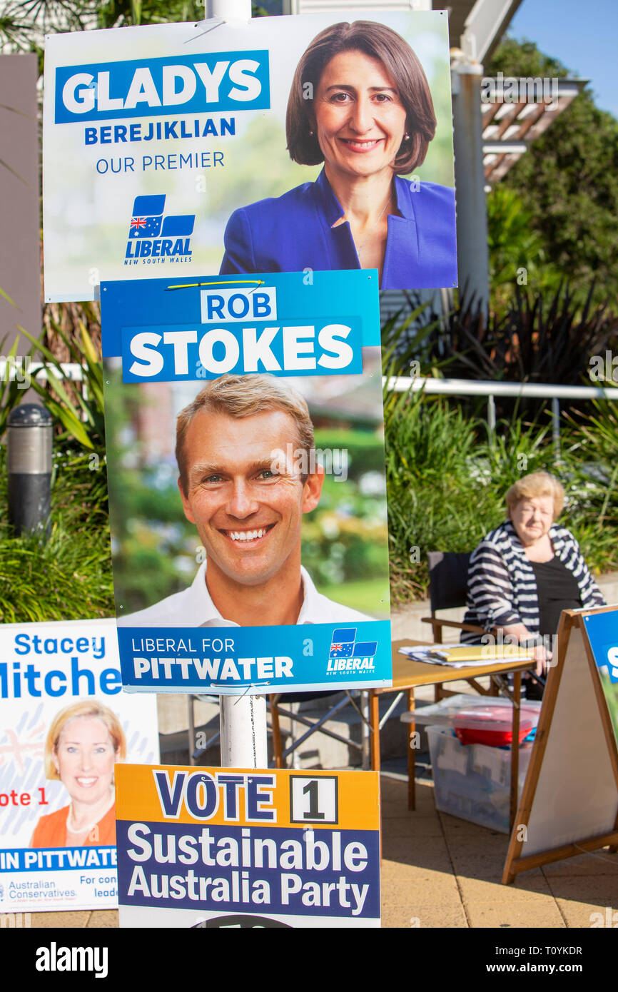 Sydney, Australia. 23rd Mar 2019. Saturday 23rd March 2019, Voters head to the polling booths to cast their vote for the seat of Pittwater in the New South Wales State Election. Credit: martin berry/Alamy Live News Stock Photo