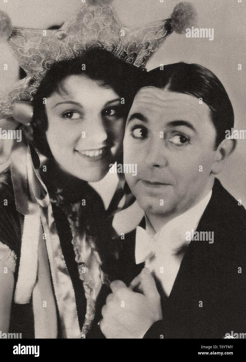 Photographic portrait of Lupino Lane and Lillian Roth in the Love