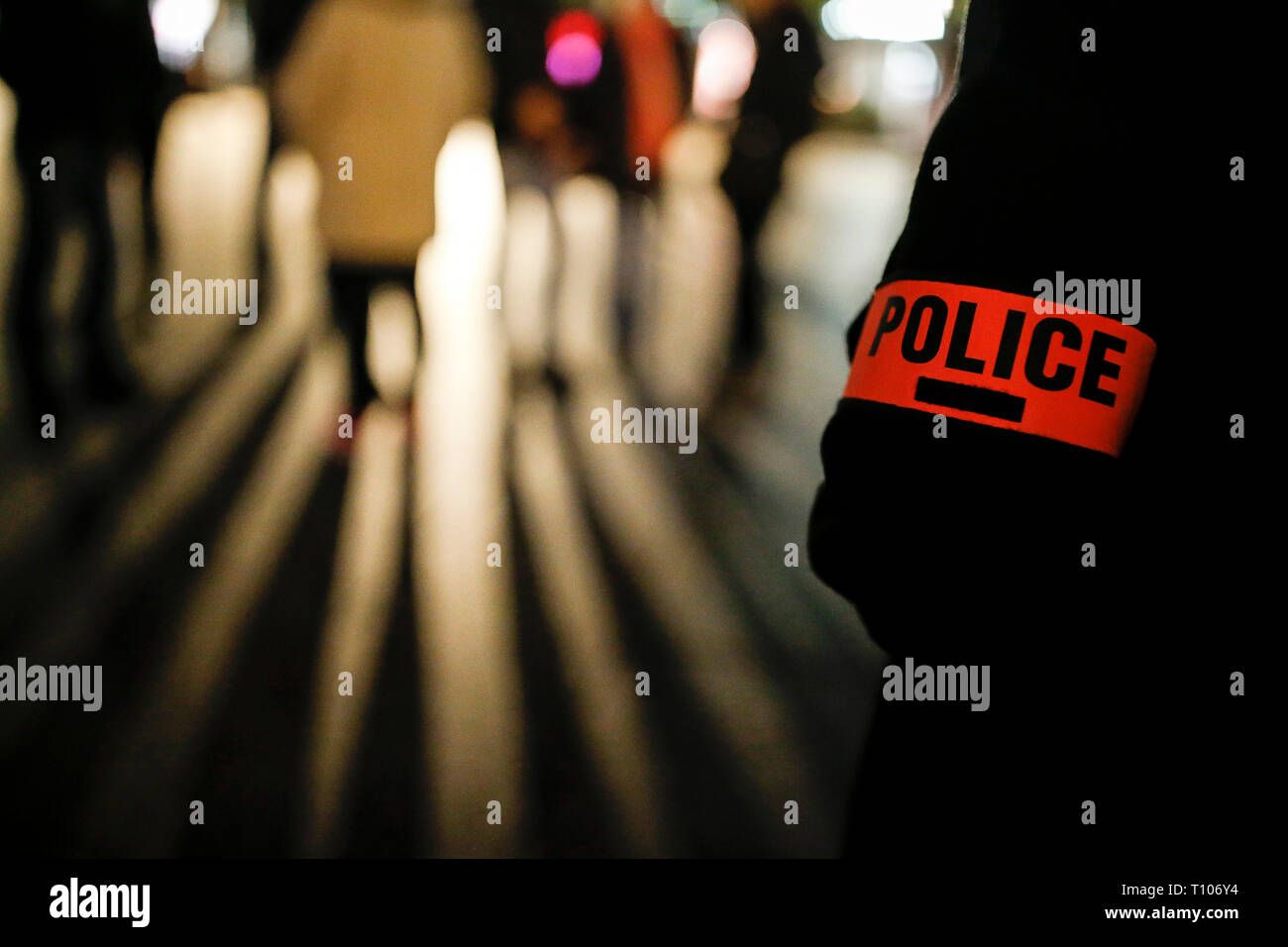 Strasbourg (north-eastern France), on 2016/10/21: demonstration of angry policemen in the square "place Kleber"; These policemen condemn the lack of m Stock Photo