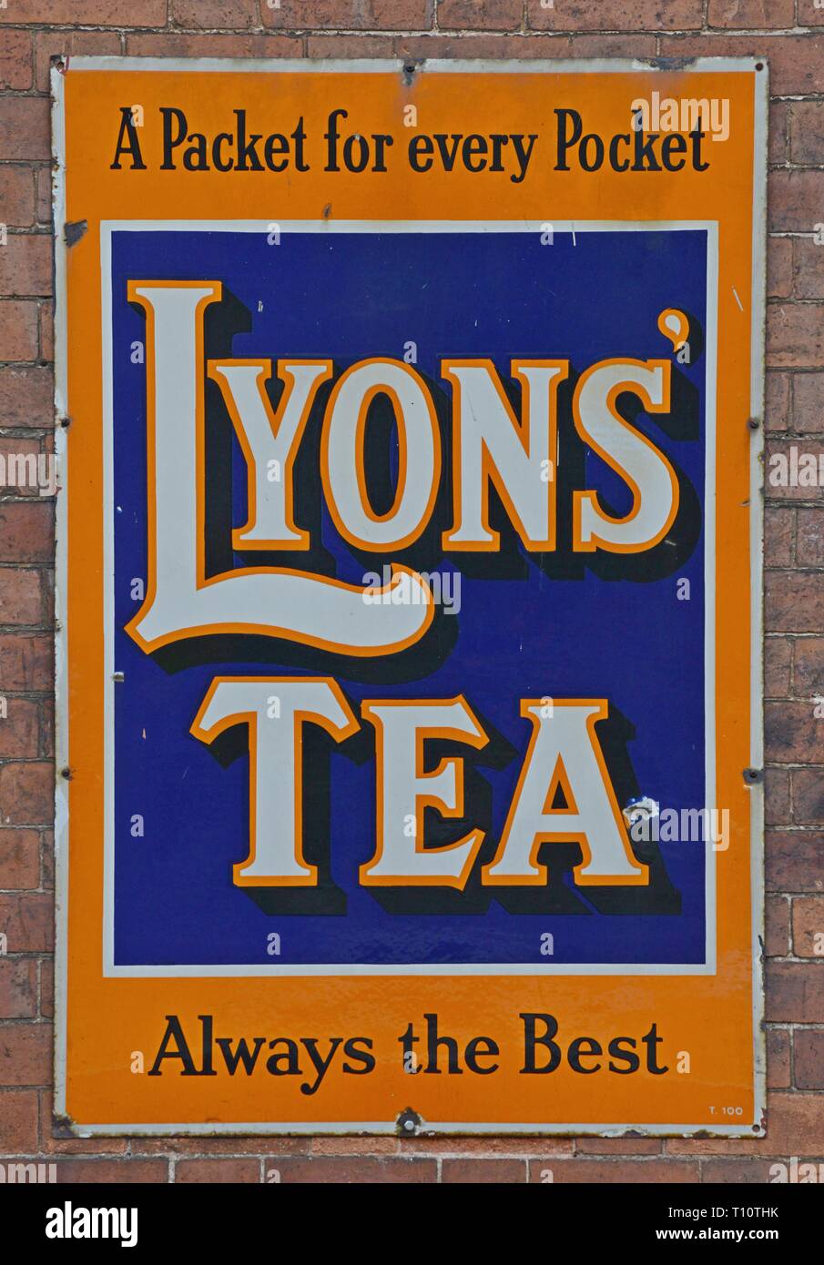 Lyons tea hires stock photography and images Alamy