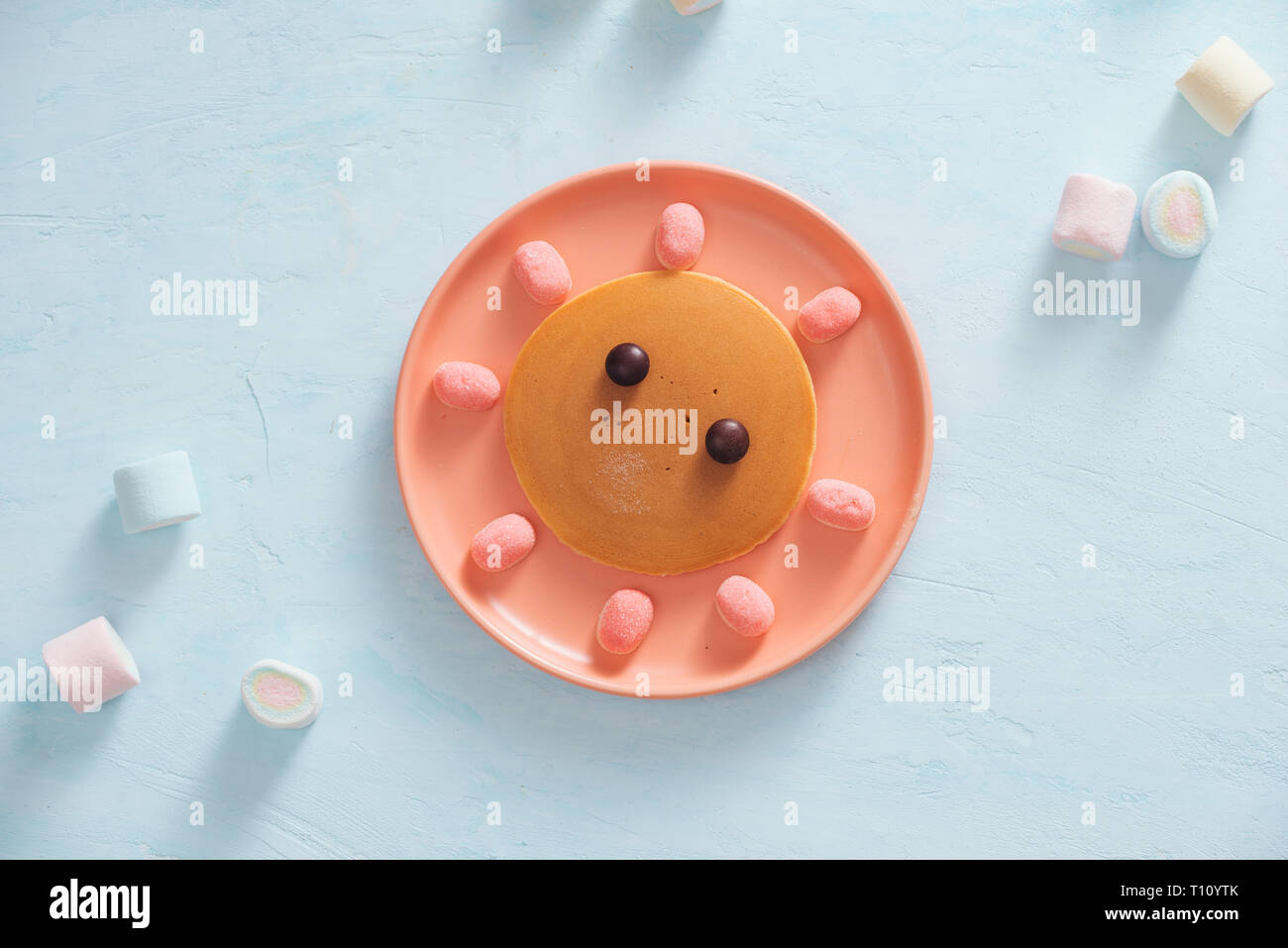 Beautiful tasty sweet candies hi-res stock photography and images - Alamy