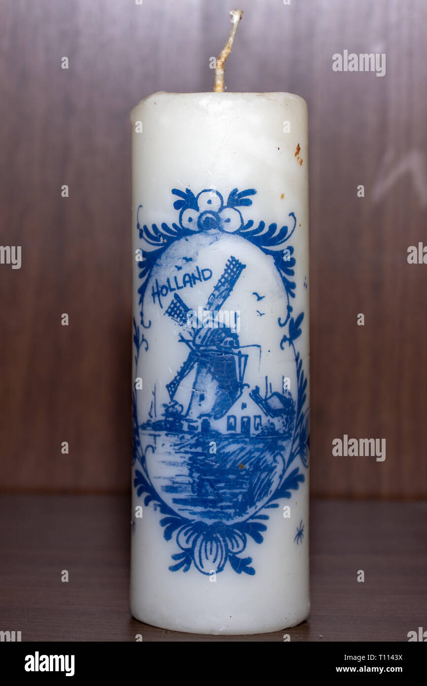 Typical dutch delft blue ceramic hi-res stock photography and images ...