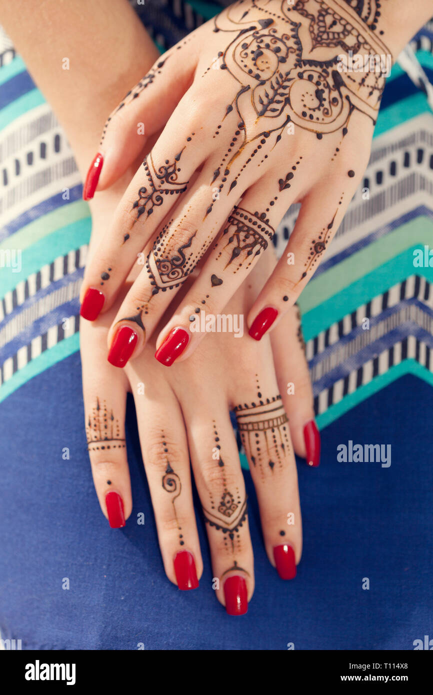 Pin by Adyasha Mohapatra on mehedi in 2024 | Mehndi designs for hands,  Latest bridal mehndi designs, Henna designs