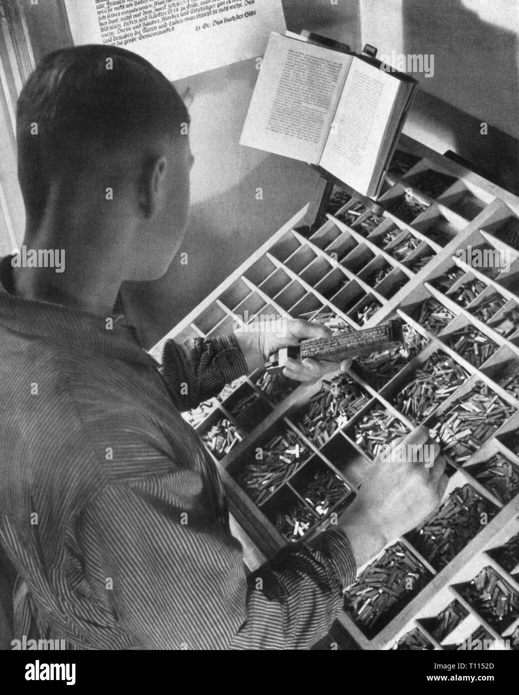 technics, letterpress, typesetter at work, Berlin, 1937, Additional ...
