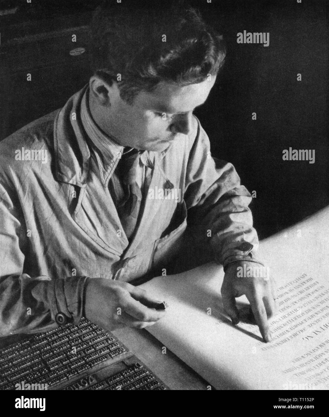 technics, letterpress, typesetter correcting, Berlin, 1937, Additional ...