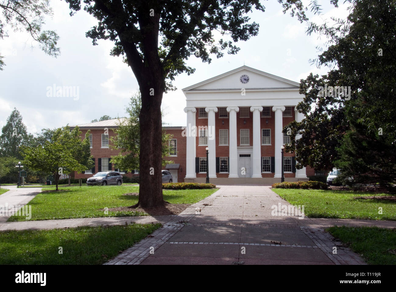 The Lyceum On The Campus Of The University Of Mississippi (Ole Miss ...