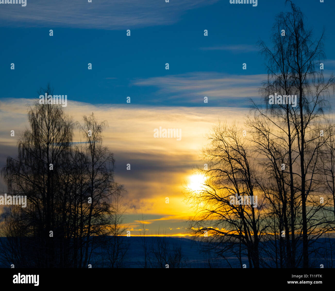 Cold evening beautiful sunset hi-res stock photography and images - Alamy