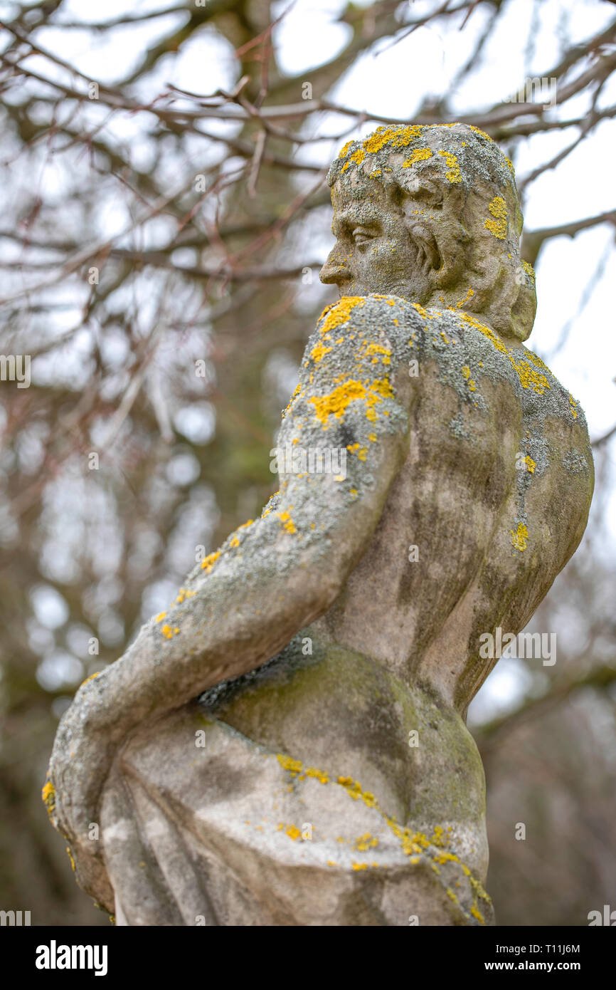 Moss On Statue Stock Photos & Moss On Statue Stock Images Alamy