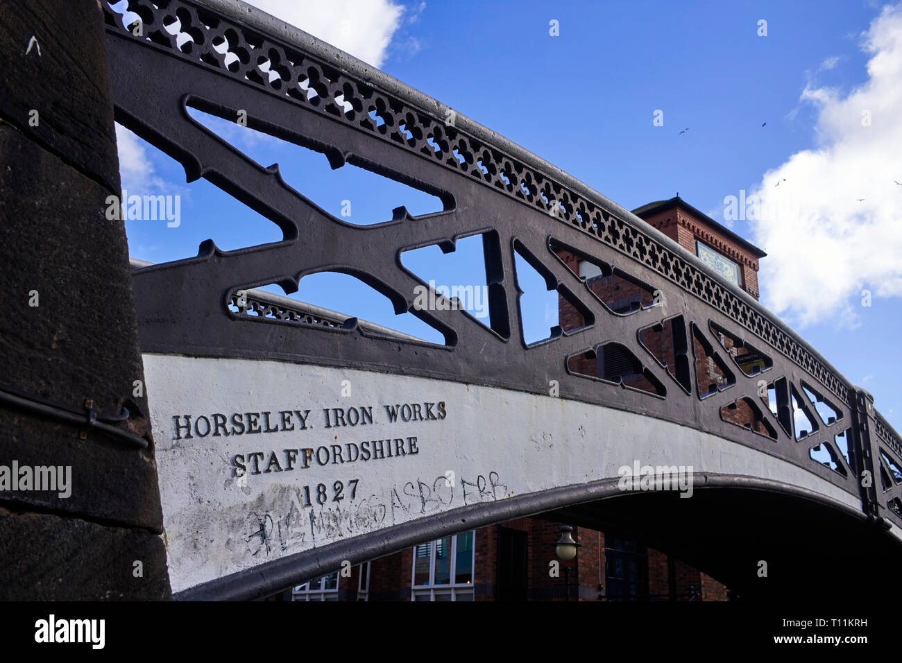 Tindal Bridge in the BCN built by Horseley Iron Works, Staffordshire 1827 Stock Photo