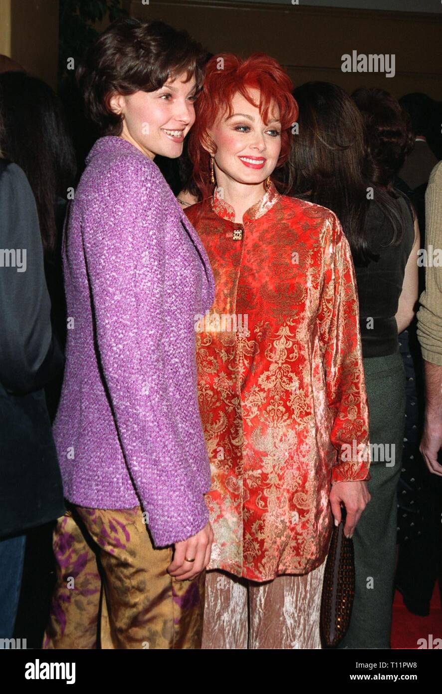 Ashley judd mother hires stock photography and images Alamy