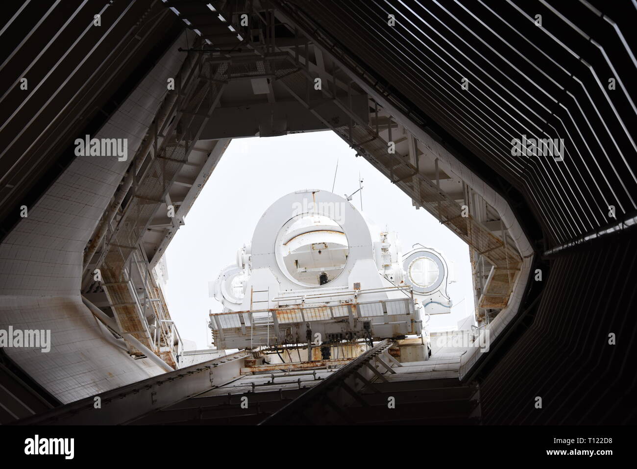 Kitt Peak National Observatory, McMathPierce Solar Telescope, west of