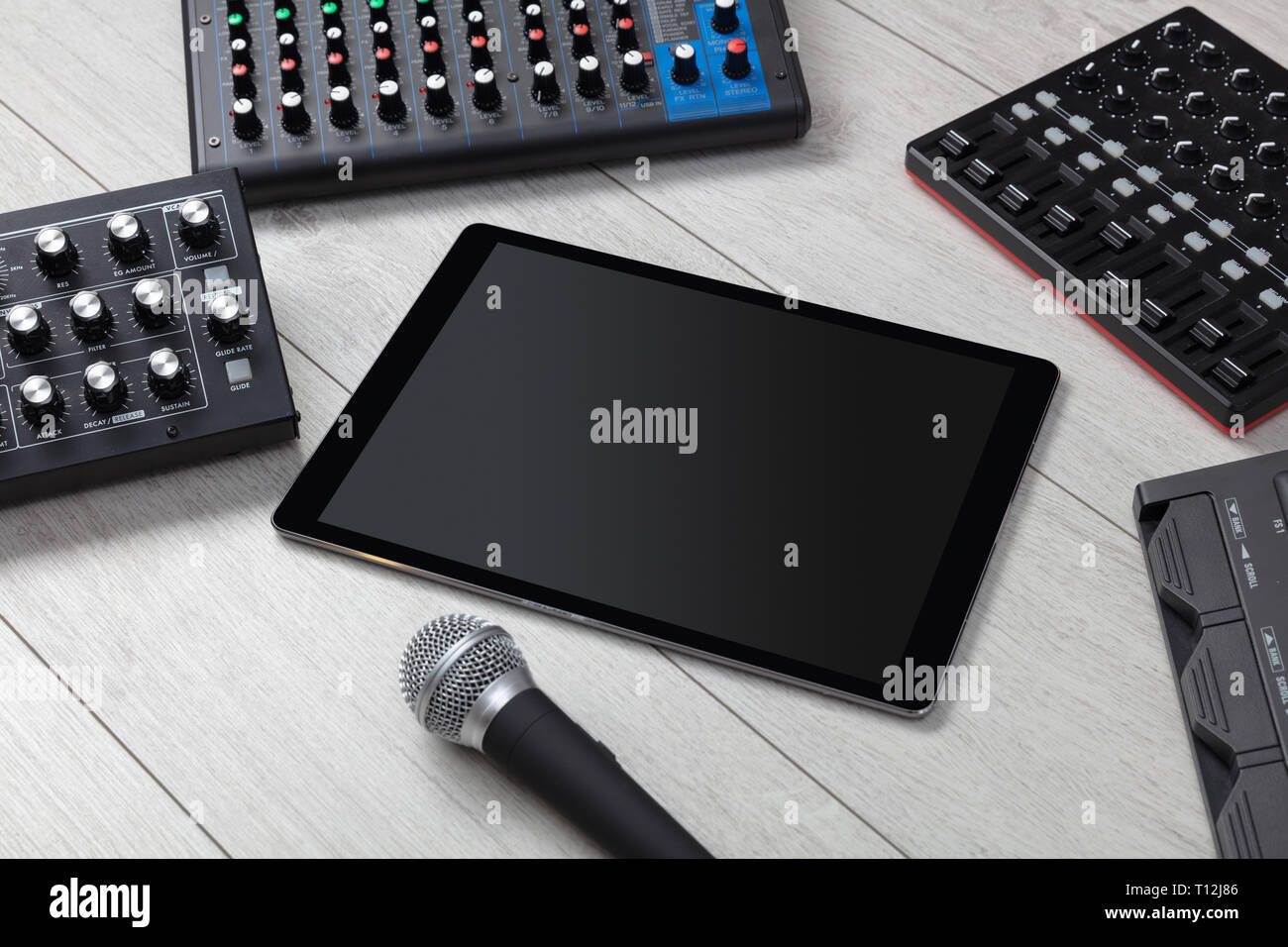 Empty tablet and electronic music instruments Stock Photo Alamy