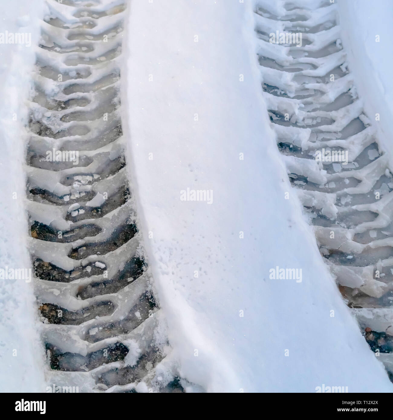 Wheels tyre tire tracks hi-res stock photography and images - Alamy