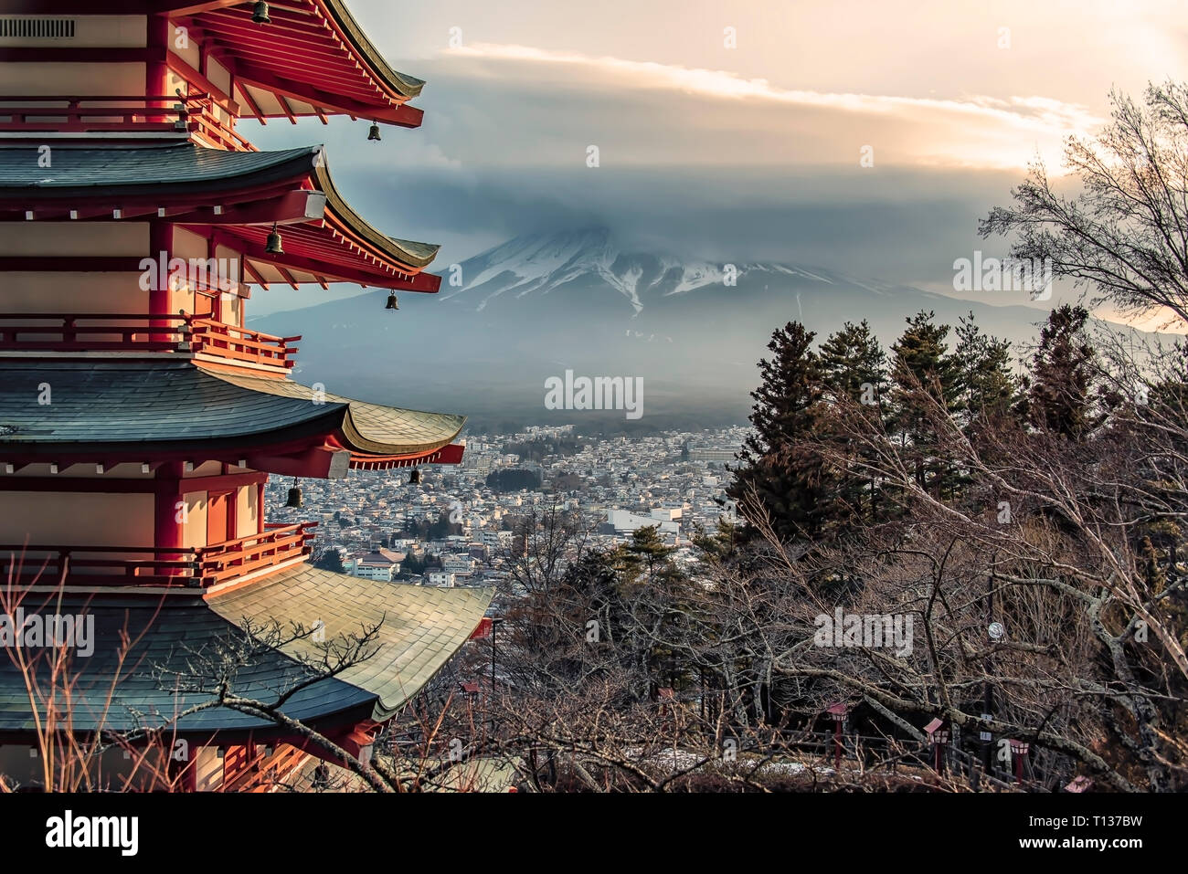 Famous Place of Japan with Chureito pagoda and Mount Fuji in daytime Stock Photo