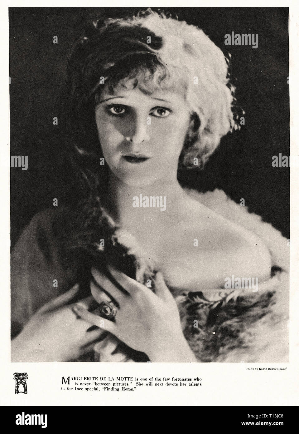Promotional photography of Marguerite De La Motte 1922 Silent movie