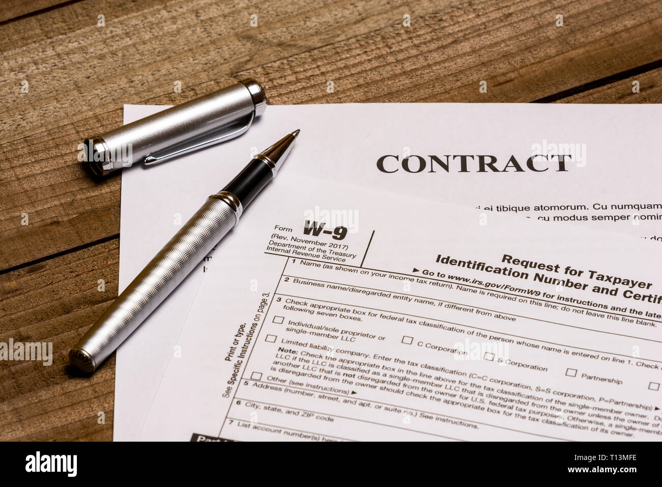 Independent contractor hi-res stock photography and images - Alamy