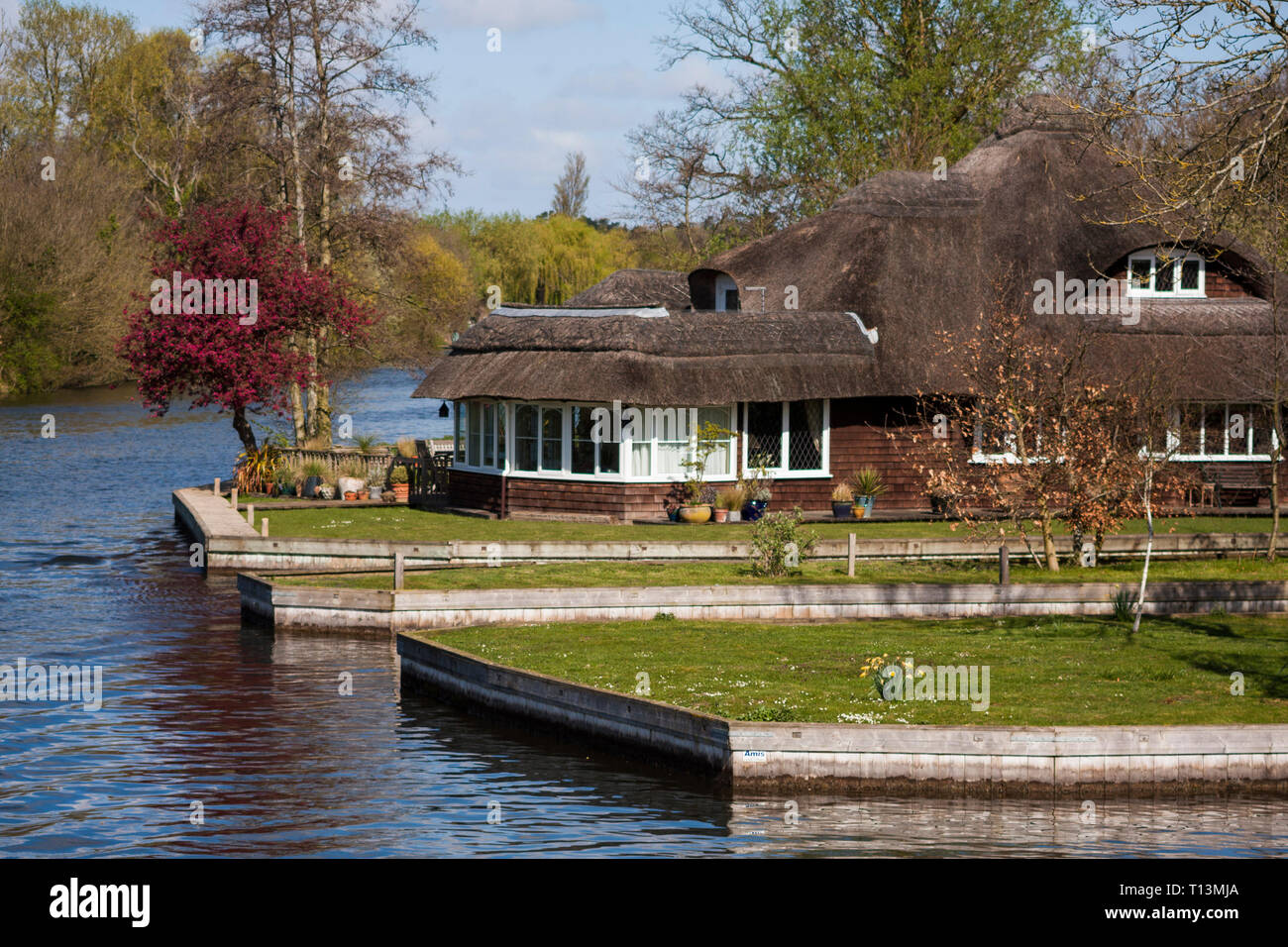 The quaint houses on the Norfolk Broads,England,UK Stock Photo Alamy