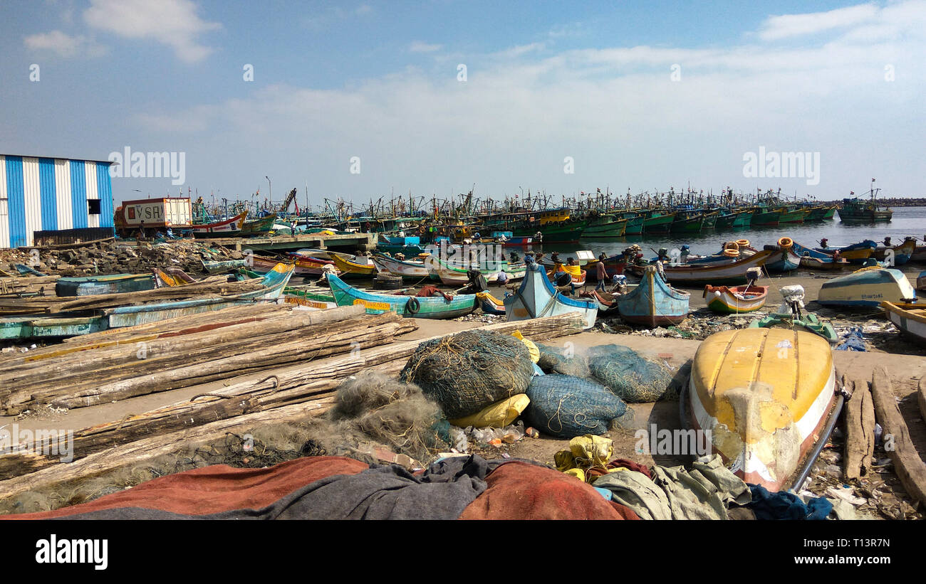Tamil nadu fishing boats hires stock photography and images Alamy