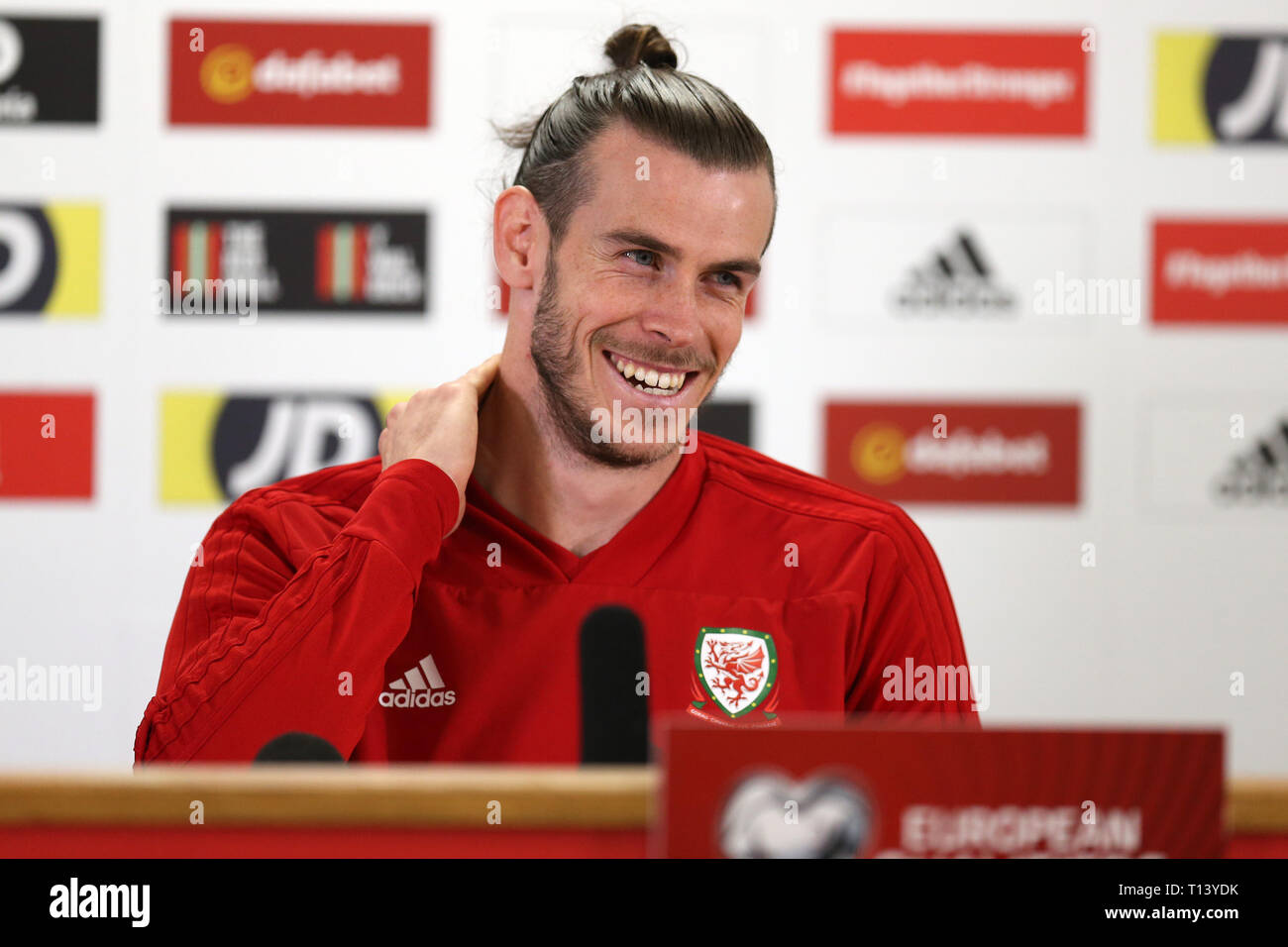 Cardiff, UK. 23rd Mar, 2019. Gareth Bale of Wales speaks to the press during the Wales football squad Press conference at the Cardiff City Stadium in Cardiff, South Wales on Saturday 23rd March 2019. the team are preparing for their UEFA Euro 2020 quailfier against Slovakia tomorrow. pic by Andrew Orchard/Alamy Live News Stock Photo