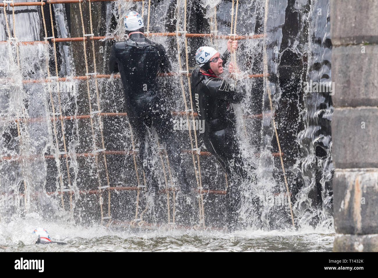 Maryhill, Glasgow, Scotland, UK. 23rd Mar, 2019. UK weather determined competitors braving 8