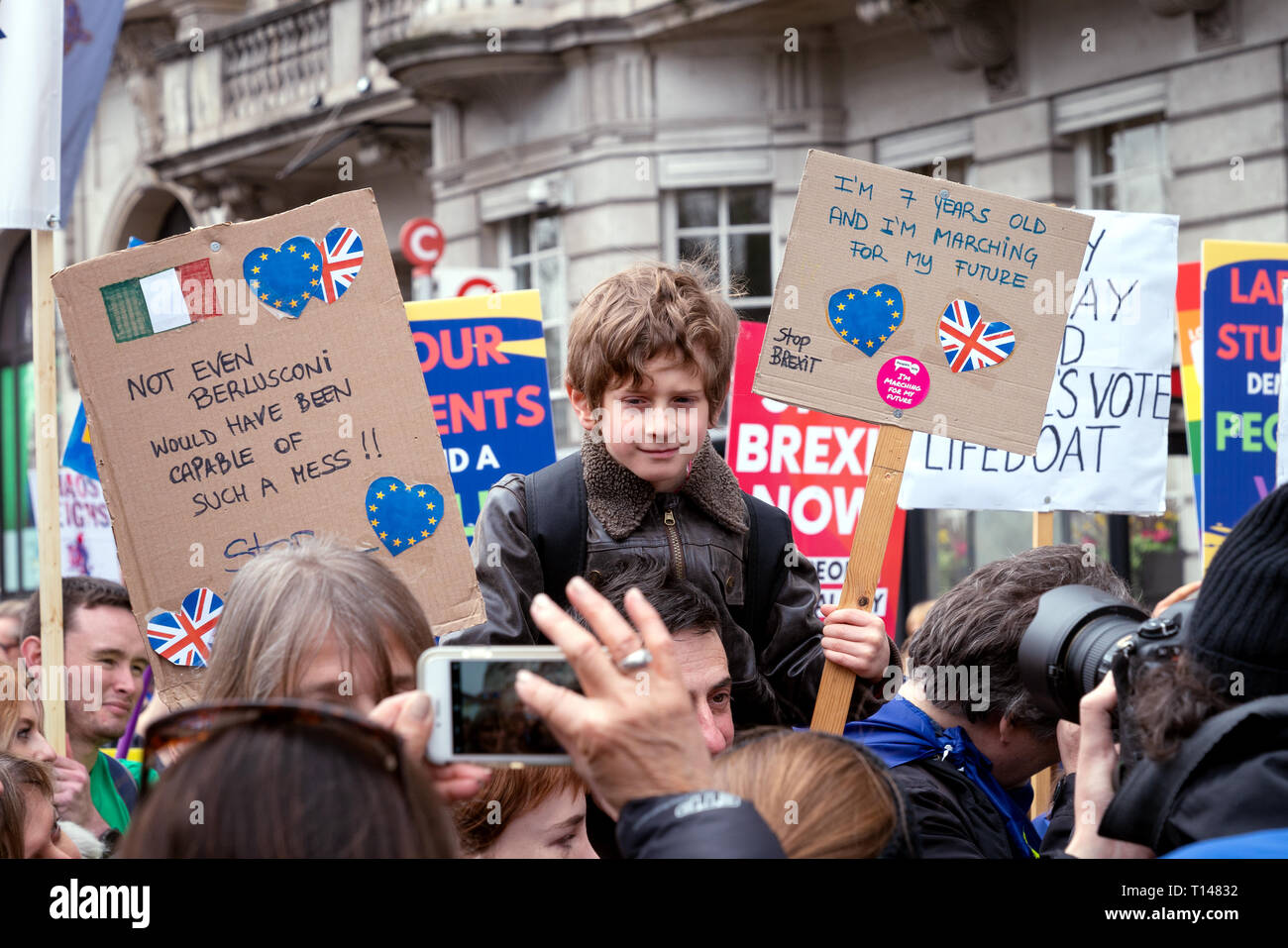 London, UK. 23rd Mar, 2019. Thousands of people come to a demonstration calling for a second referendum on Britain exit from EU, known as Brexit. Credit: AndKa/Alamy Live News Stock Photo