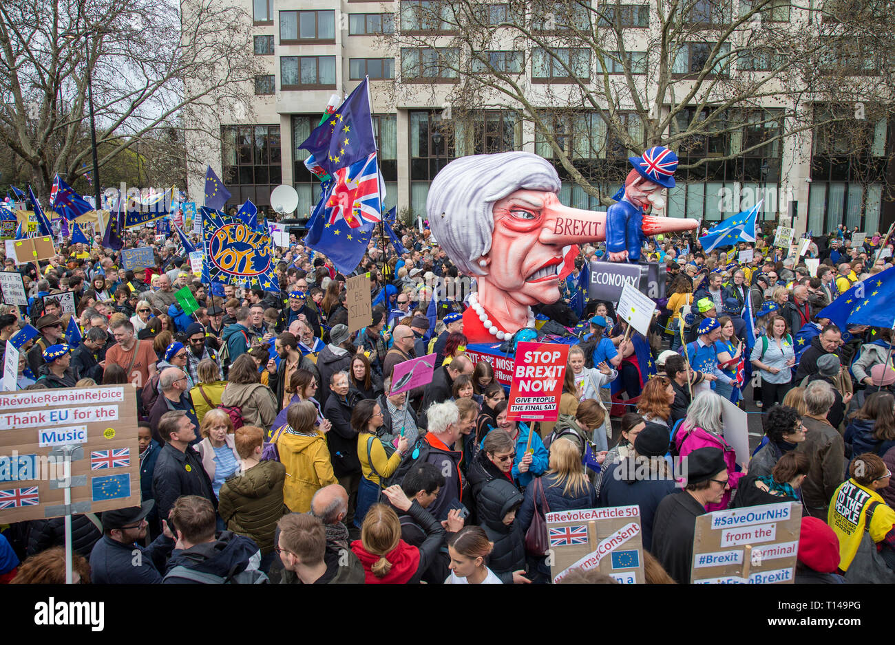 London, UK. 23rd March, 2019. Thousands descend on London for Put it to the People protest demanding a second referendum in a BREXIT march in central LONDON on 23 March 2019. Photo by Andy Rowland. Credit: Andrew Rowland/Alamy Live News Stock Photo