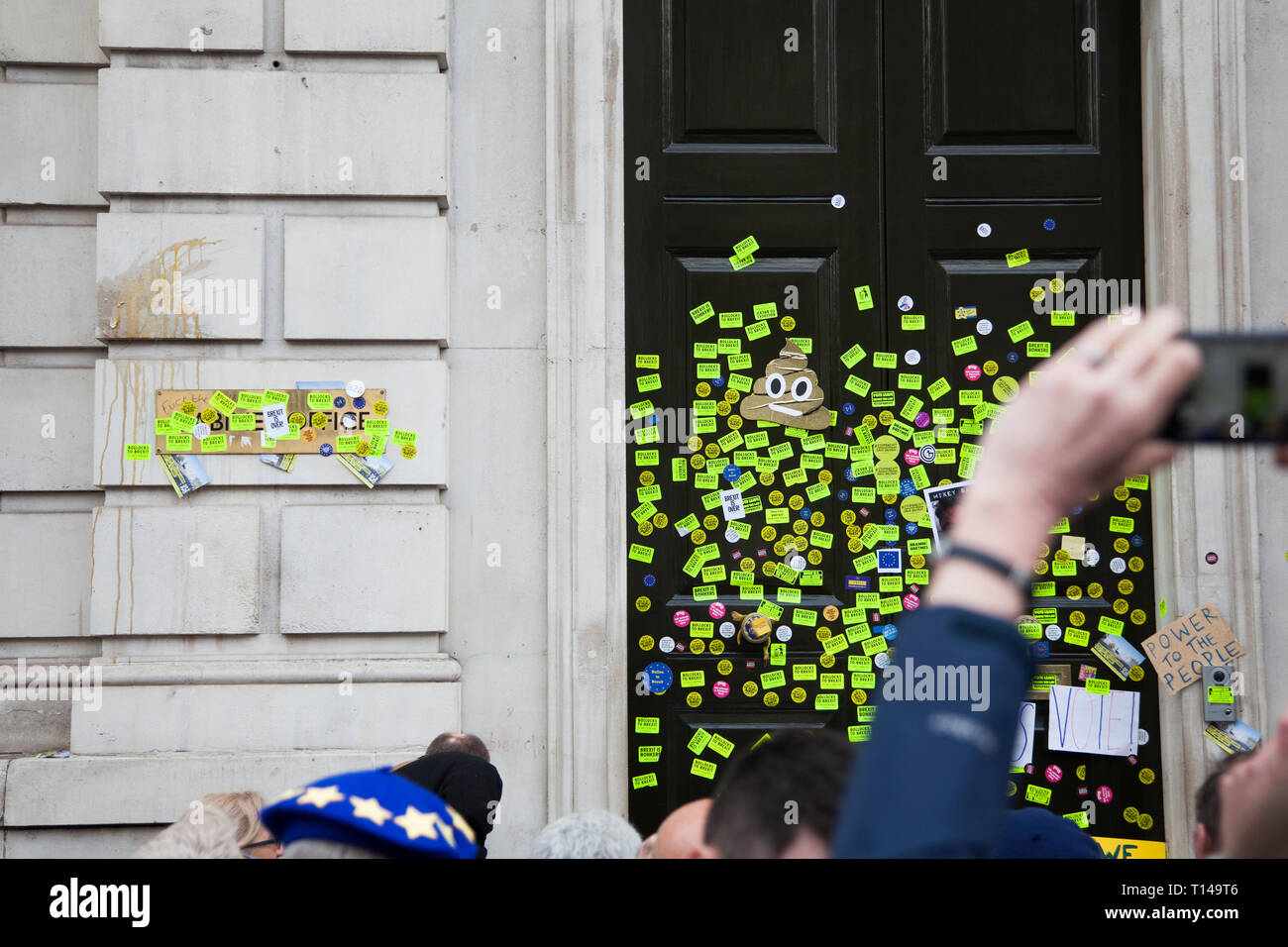 London, UK. 23rd March, 2019. The Government Cabinet Office covered in Anti Brexit stickers at the Anti Brexit people's vote march Credit: Ink Drop/Alamy Live News Stock Photo