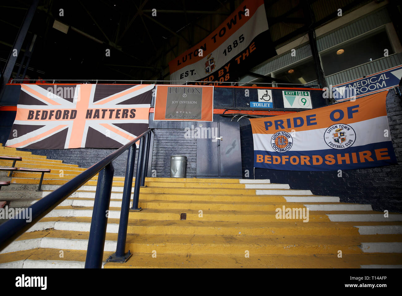 Kenilworth road ground general view hires stock photography and images