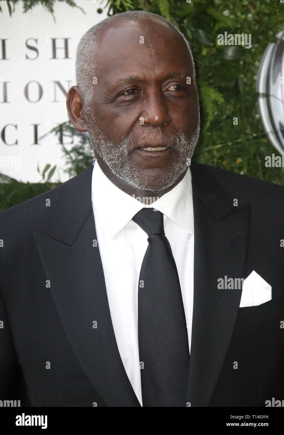 London uk richard roundtree one hi-res stock photography and images - Alamy