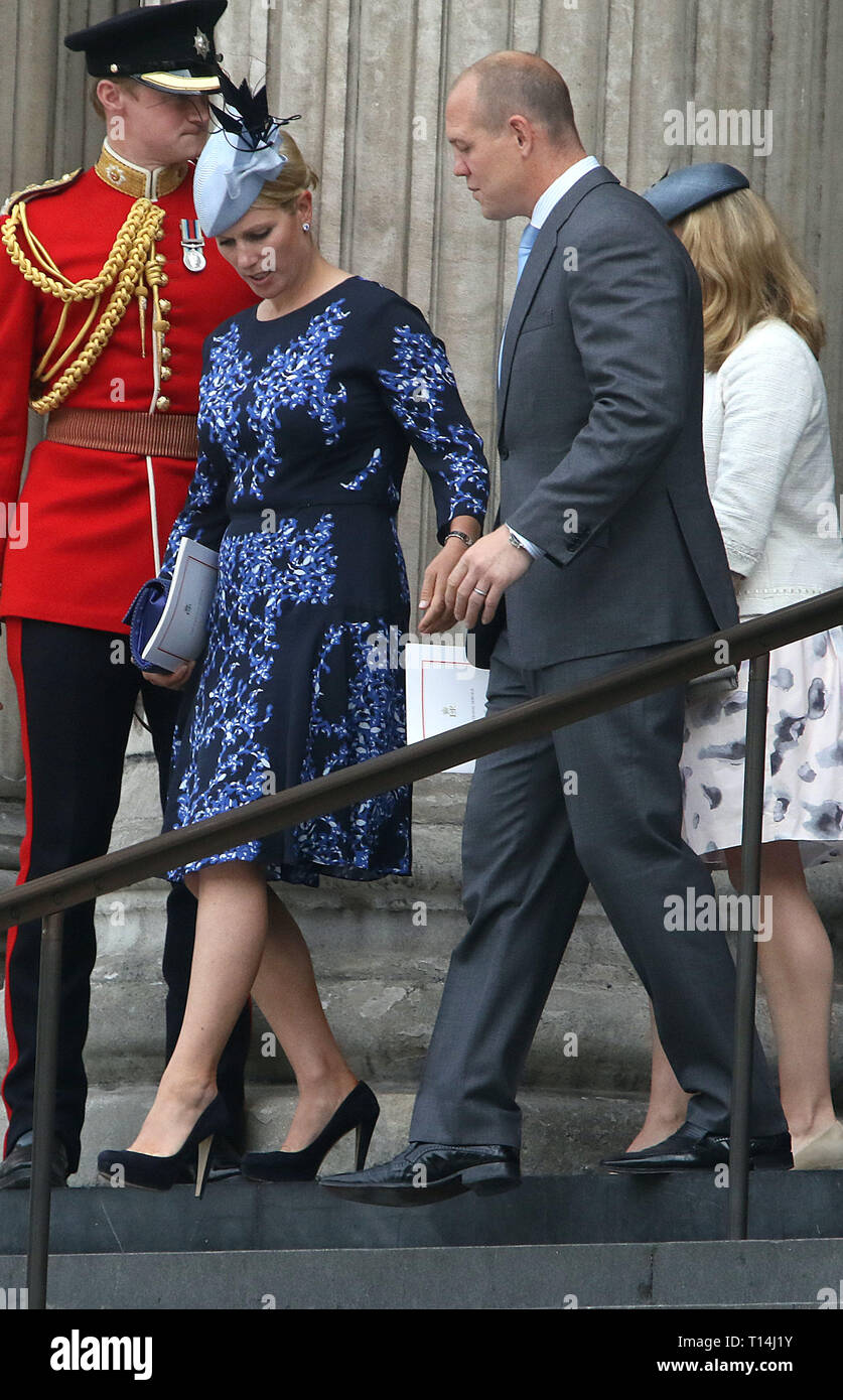 Jun 10, 2016 - London, England, UK - Queen's 90th Birthday Thanksgiving, St  Paul's Cathedral Photo Shows: Zara Tindall and Mike Tindall Stock Photo -  Alamy